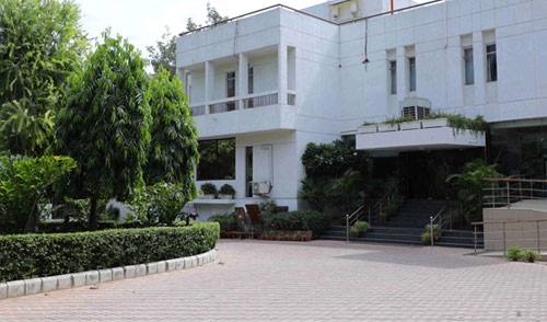 Vasant-Vihar-Club