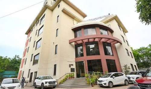 Naraina Vihar Club